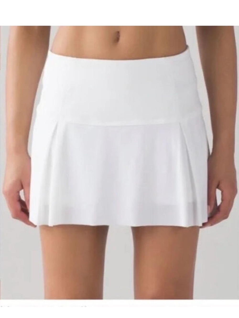 Lululemon Lost In Pace Skort Skirt White Size 10 Tennis Golf Hike Phone Pocket